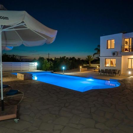 Oniros By Prestige Bookings Peyia Esterno foto