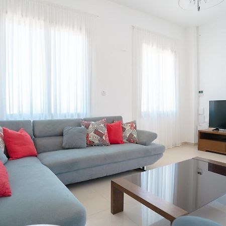 Oniros By Prestige Bookings Peyia Esterno foto