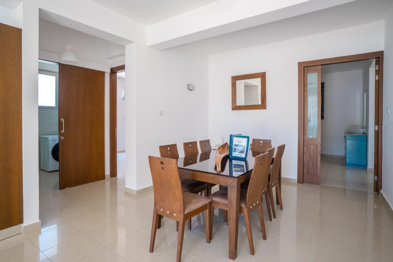 Oniros By Prestige Bookings Peyia Esterno foto