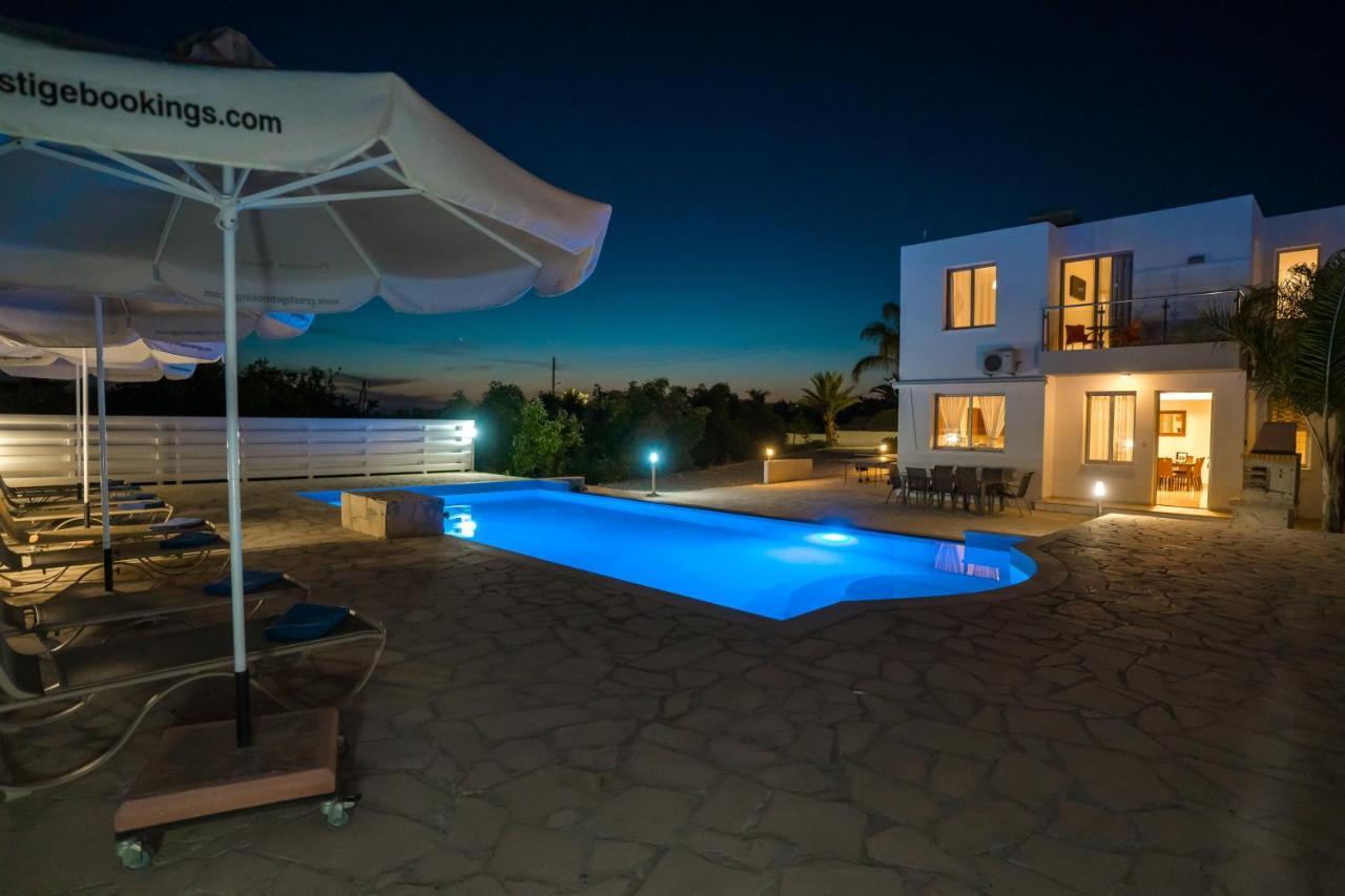 Oniros By Prestige Bookings Peyia Esterno foto