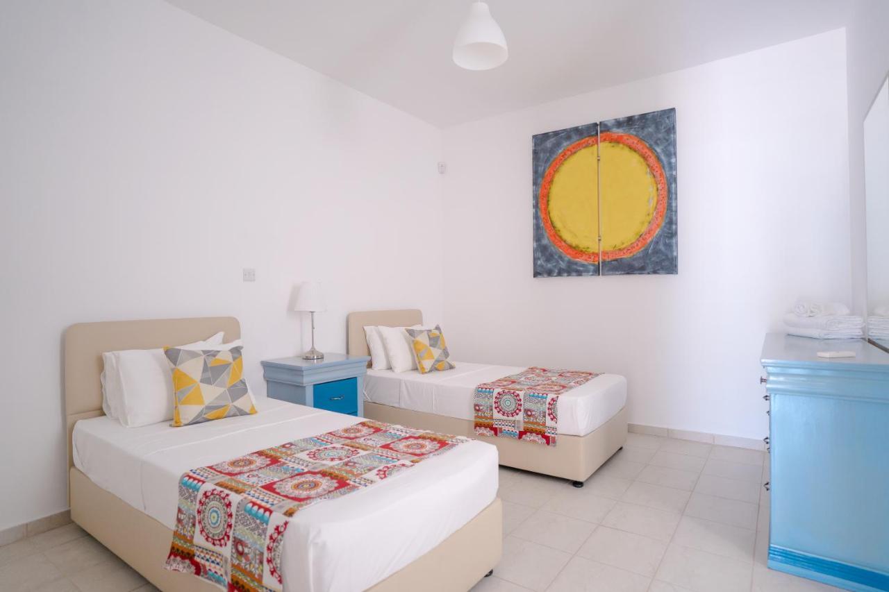Oniros By Prestige Bookings Peyia Esterno foto