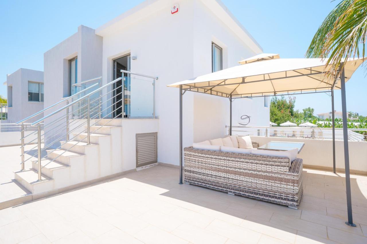 Oniros By Prestige Bookings Peyia Esterno foto