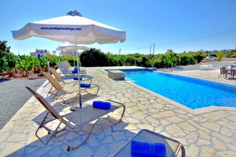 Oniros By Prestige Bookings Peyia Esterno foto